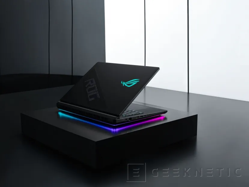 Geeknetic ASUS renueva el ROG Strix SCAR 18 con pantalla 4K mini-LED a 240 Hz, hasta 128 GB de RAM y más potencia total 3