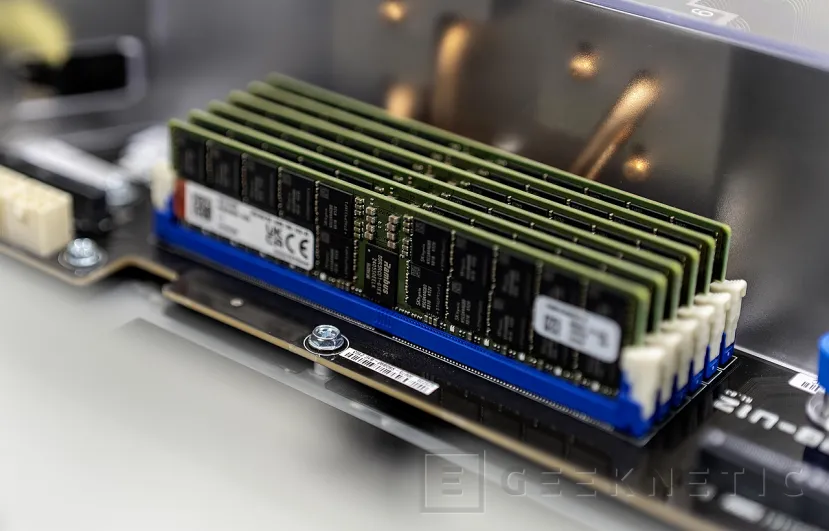 Geeknetic PCSpecialist Athena AI Pro Preview: un servidor de 80.000 € con 4 GPUs Blackwell y 384 GB de VRAM para IA local empresarial 4