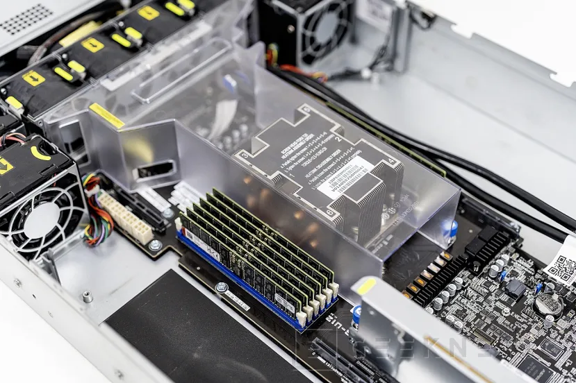 Geeknetic PCSpecialist Athena AI Pro Preview: un servidor de 80.000 € con 4 GPUs Blackwell y 384 GB de VRAM para IA local empresarial 1