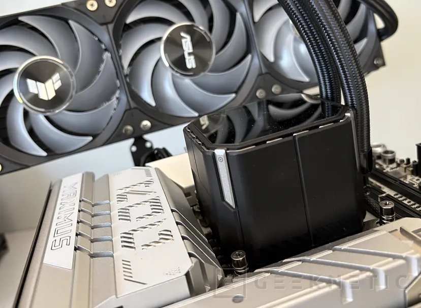 Geeknetic ASUS TUF Gaming LC III 360 ARGB LCD: Review: 360mm, ARGB, Ventiladores de alta presión estática y pantalla LCD 10