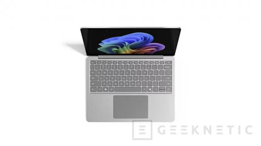 Geeknetic Llegan los nuevos Surface Pro 12 y Surface Laptop 8 con la etiqueta "for Business" y los Intel Core Ultra Series 3 1