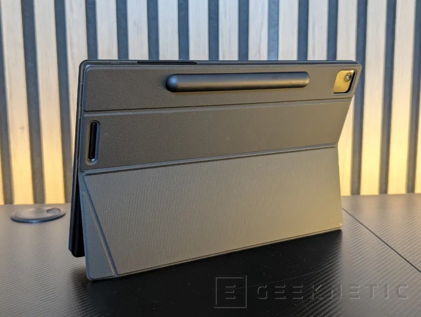 Geeknetic ASUS ProArt PZ14 HT7407 Review: el Snapdragon X2 Elite logra casi 11 horas de autonomía en un formato ultraligero de solo 9 milímetros 4