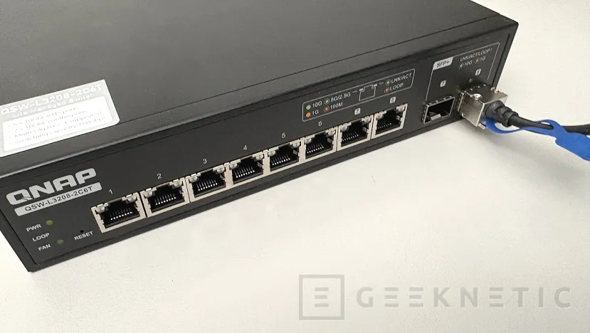 Geeknetic QNAP QSW-L3208-2C6T Review: conectividad Ethernet MultiGigabit de hasta 10GbE y SFP+ en un formato compacto de bajo consumo y precio más que competitivo 13
