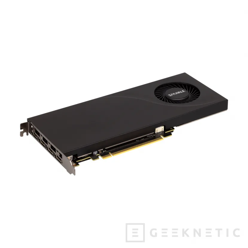 Geeknetic Sparkle lanza la Intel Arc Pro B50 en formato blower de un solo slot con DisplayPort 2.1 y solo 72 W de consumo 1