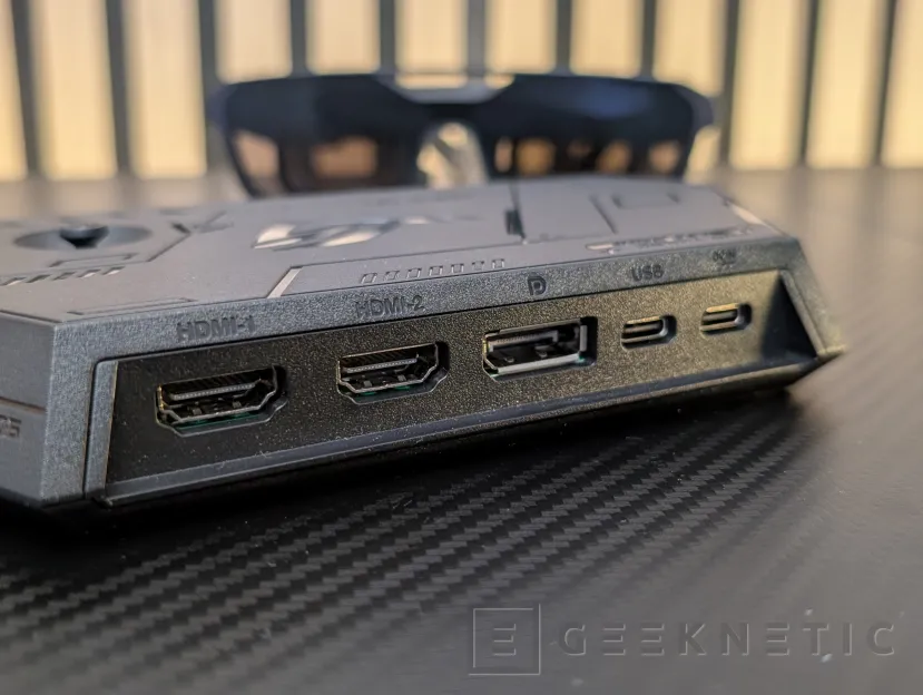 Geeknetic ASUS ROG XREAL R1 Review: las gafas Micro-OLED que convierten tu portátil o consola en un panel virtual de 171 pulgadas 11