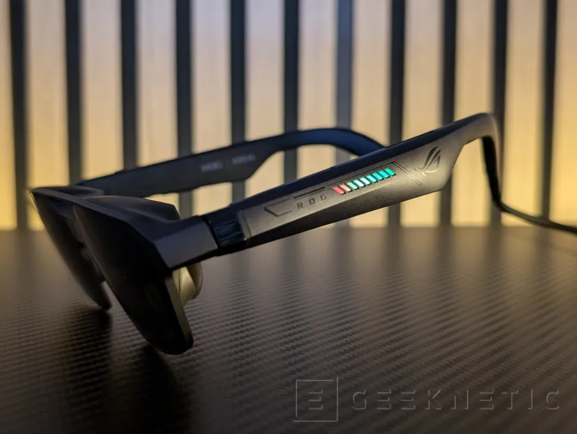 Geeknetic ASUS ROG XREAL R1 Review: las gafas Micro-OLED que convierten tu portátil o consola en un panel virtual de 171 pulgadas 22