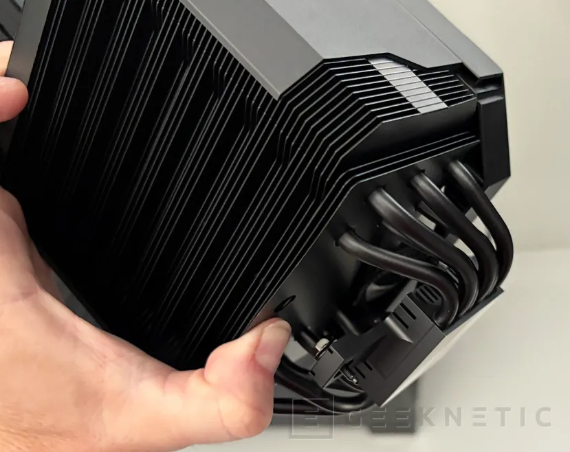 Geeknetic be quiet! Dark Rock 6 Review: por fín un disipador con modo pasivo PWM hasta el 40% que funciona como debe 6