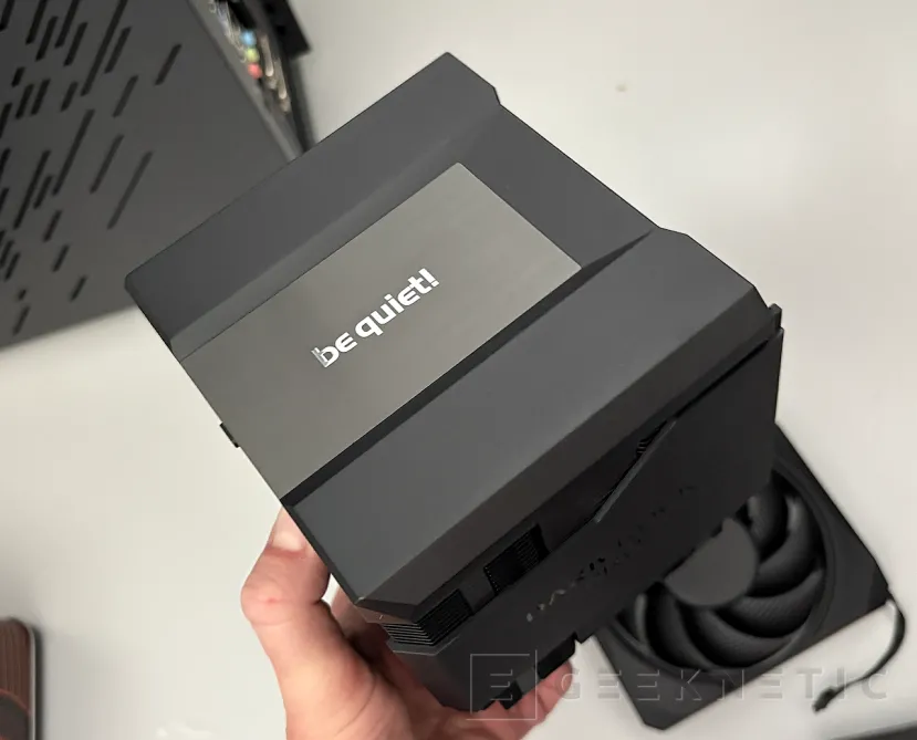 Geeknetic be quiet! Dark Rock Pro 6 Review: 300W de potencia, parada completa de ventiladores al 40% PWM 10