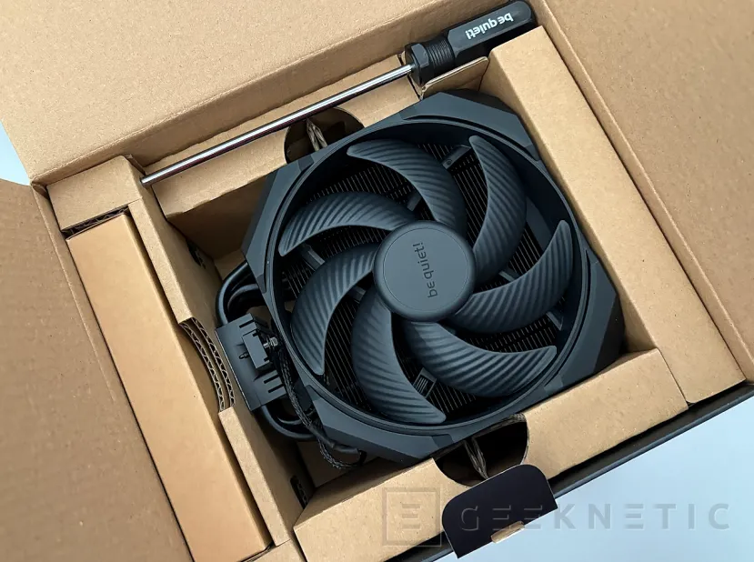 Geeknetic be quiet! Dark Rock 6 Review: por fín un disipador con modo pasivo PWM hasta el 40% que funciona como debe 2