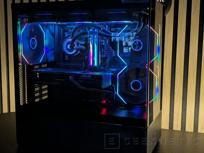 Geeknetic LC-Power Gaming 812B Onyx Vision Review 24
