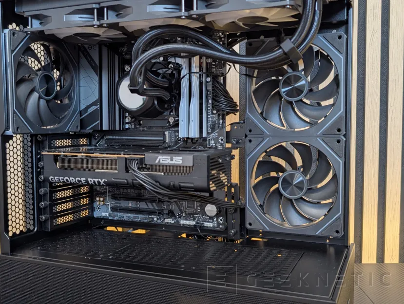 Geeknetic LC-Power Gaming 812B Onyx Vision Review 17