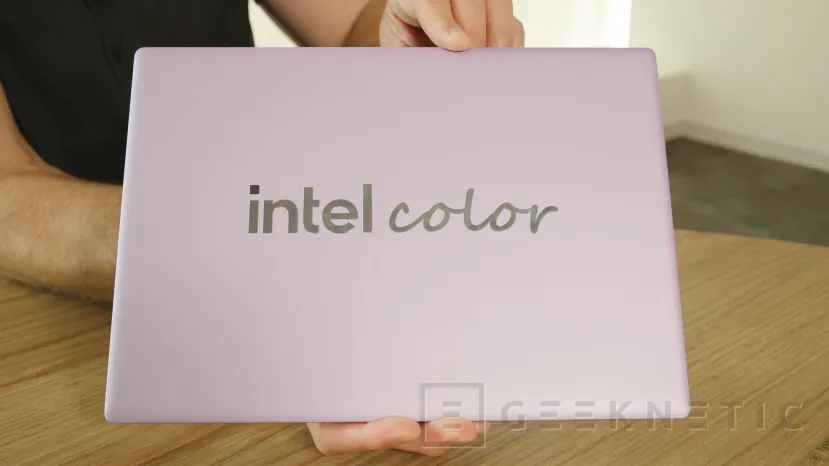 Geeknetic Intel amplía cómo funcionará Firefly, su apuesta por una nueva generación de portátiles asequibles 1