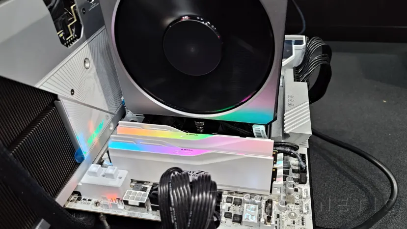 Geeknetic G.SKILL en COMPUTEX 2026: Consiguen 9200 MT/s con solo 1,1v y capacidades de 768 GB para Workstations 7