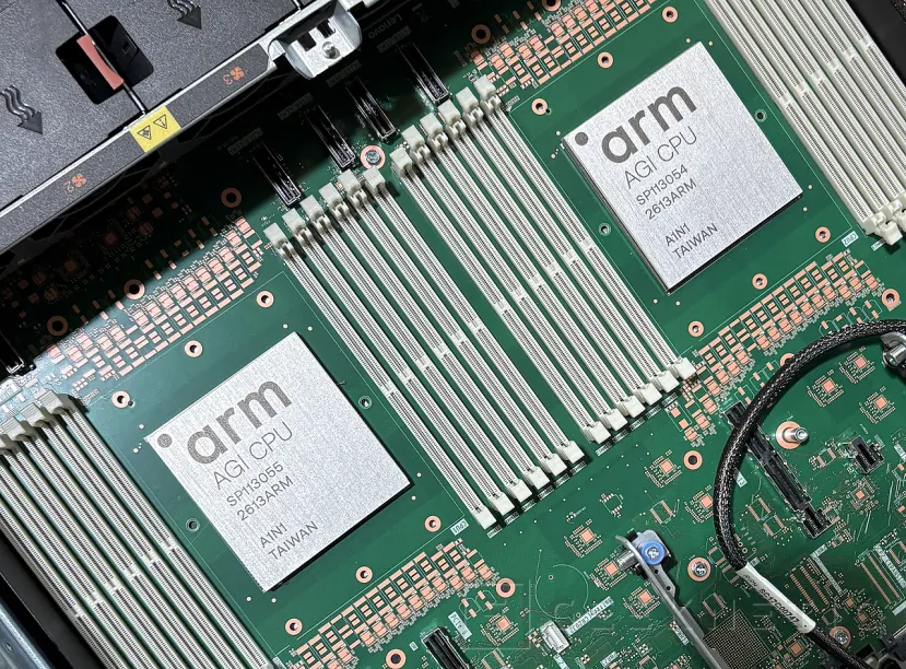 Geeknetic ARM AGI introduce nuevos niveles de densidad por vatio, reafirmando a la CPU como elemento clave en la revolución de la IA agéntica 1