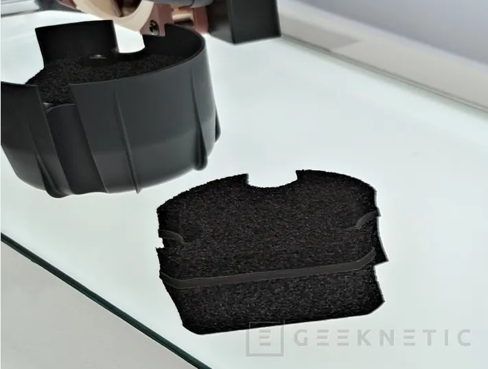 Geeknetic NL-LC1: La primera refrigeración líquida AiO de Noctua llega con aislamiento acústico en el bloque 2