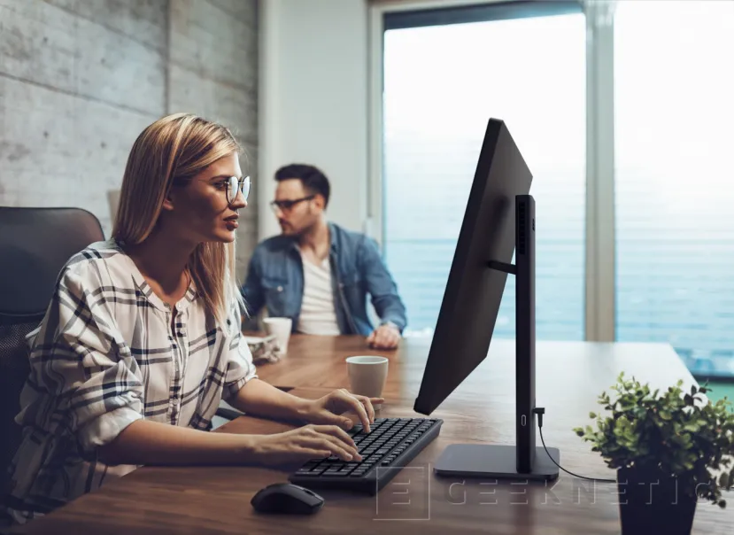 Geeknetic ASUS anuncia el ExpertCenter P200 AiO, un todo en uno de 24 pulgadas con AMD Ryzen 5 y WiFi 6E para entornos empresariales 2