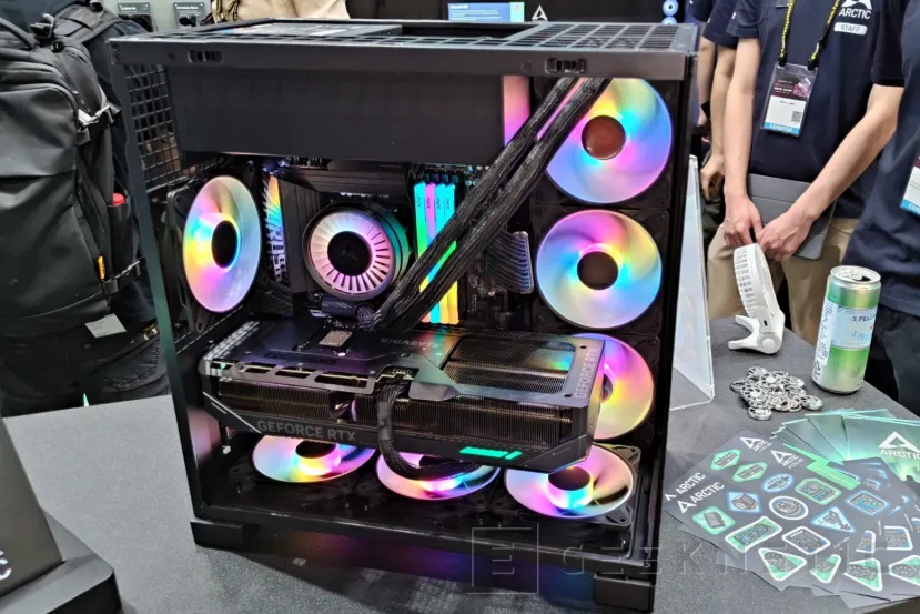 Geeknetic ARCTIC Xtender Mini: torre panorámica compacta con hasta 7 ventiladores y GPUs de 40 cm 2
