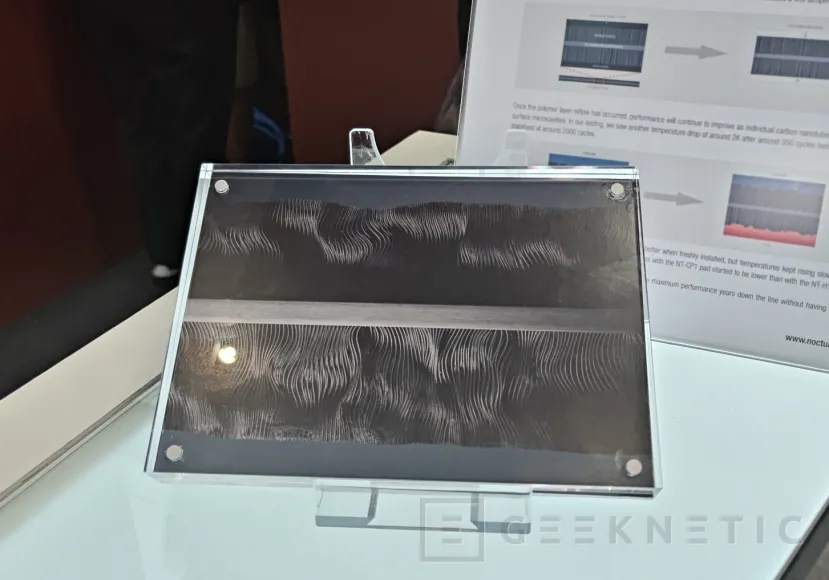 Geeknetic Noctua quiere jubilar a la pasta térmica con su pad térmico de nanotubos de carbono NT-CP1 Carbice sin degradación 1