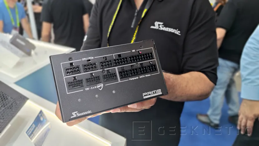 Geeknetic Seasonic presenta en el Computex 2026 la plataforma PRIME ENTERPRISE TX-1600, la primera fuente de alimentación con certificación CQC Level 5 2