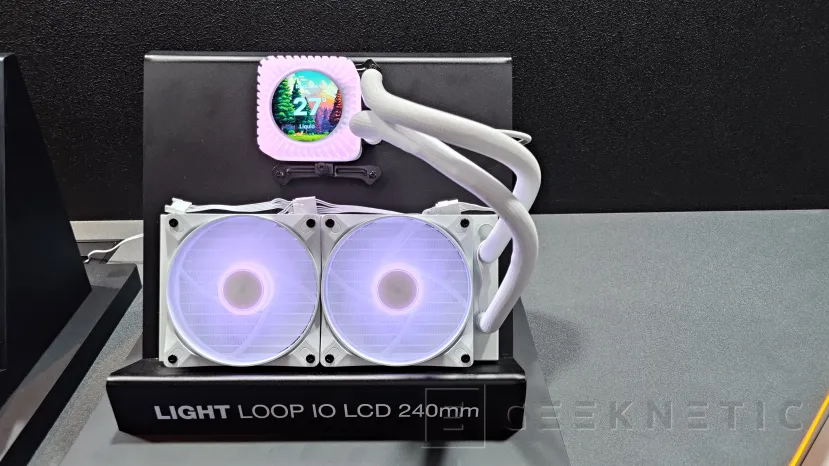 Geeknetic Light Loop IO LCD: be quiet! lleva las pantallas integradas a sus sistemas AIO en el Computex 2026 2