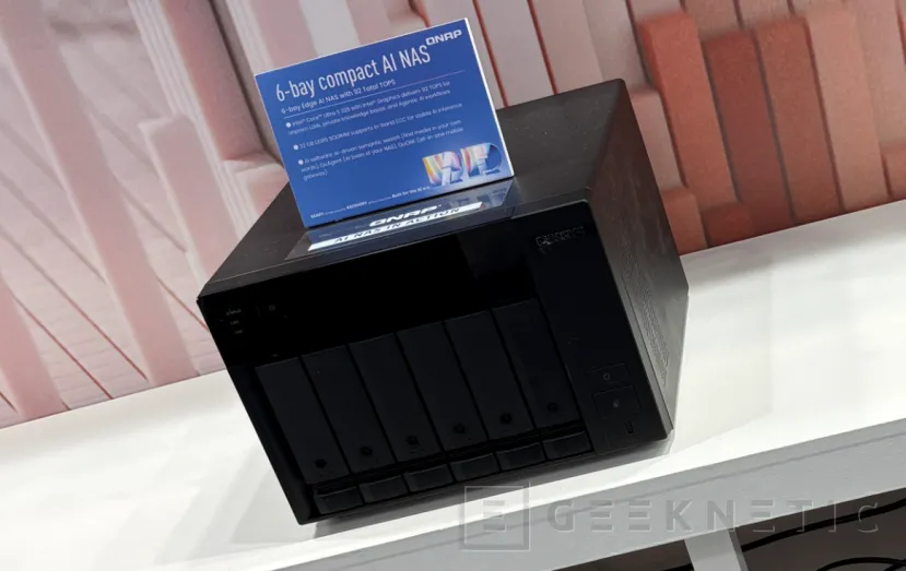 Geeknetic Nuevos NAS compactos para IA local de QNAP con Intel Core Ultra Serie 3 y hasta 180 TOPS 2