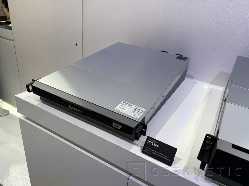 Geeknetic Synology amplía su gama ActiveProtect con el DP340 y el DP5200, dos nuevos appliances de backup presentados en Computex 2026 2