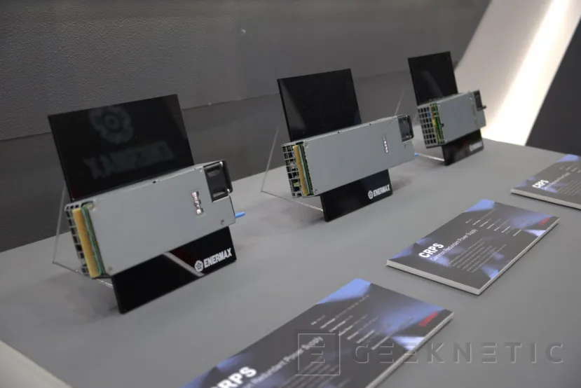Geeknetic ENERMAX presenta sus soluciones de energía para servidores de IA: fuentes CRPS y Power Shelf de hasta 18kW 1