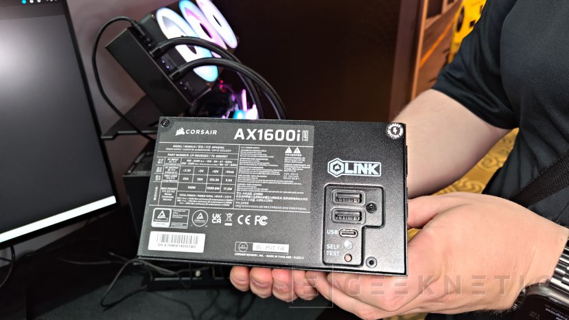 rea s1コンバーター CORSAIR renueva sus fuentes con una AX1600i SHIFT de 1600 W, una