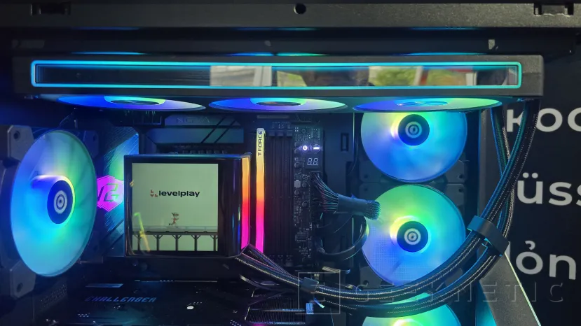 Geeknetic Las nuevas refrigeraciones líquidas de LevelPlay convierten el bloque de la CPU en una pantalla personalizable y orientable 5