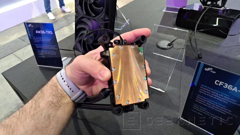 Geeknetic Estaciones de trabajo con radiador de 360 mm y soporte para AMD Threadripper y EPYC: todo lo que da de sí la FSP AW36-TR5 1
