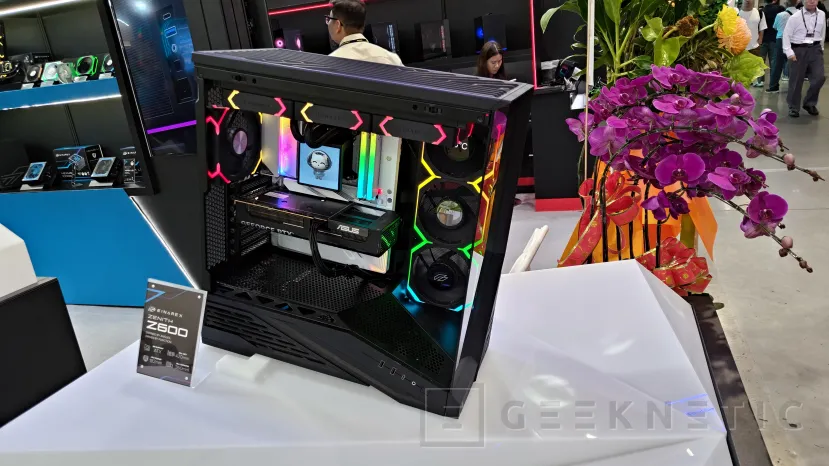 Geeknetic Einarex presenta la Zenith Z600, la caja que convierte los ángulos en argumento de compra 1