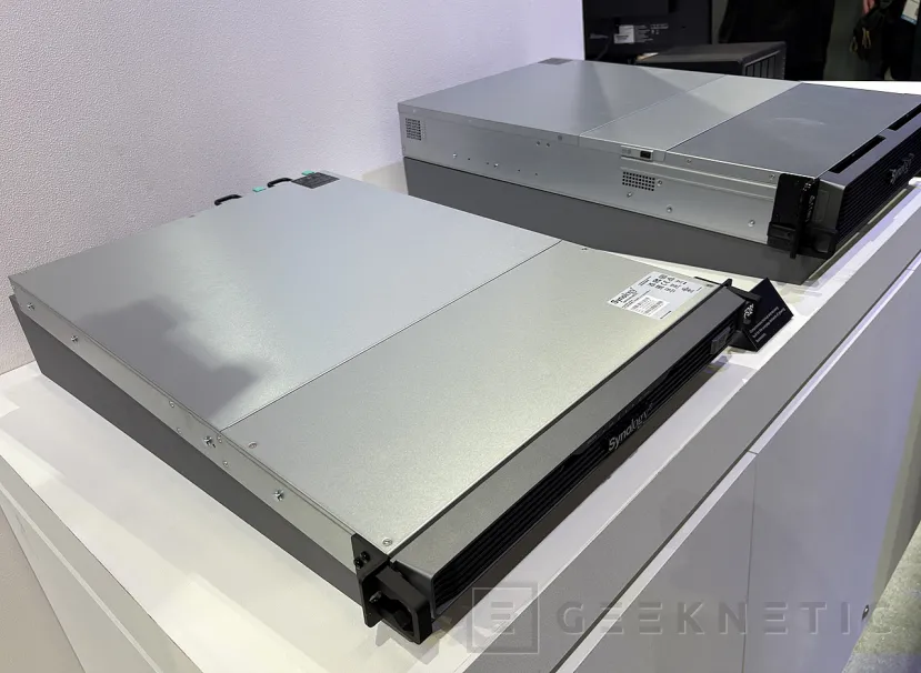 Geeknetic Synology muestra en Computex cómo va más allá del NAS: IA, seguridad, copias de seguridad y nube privada bajo control 2