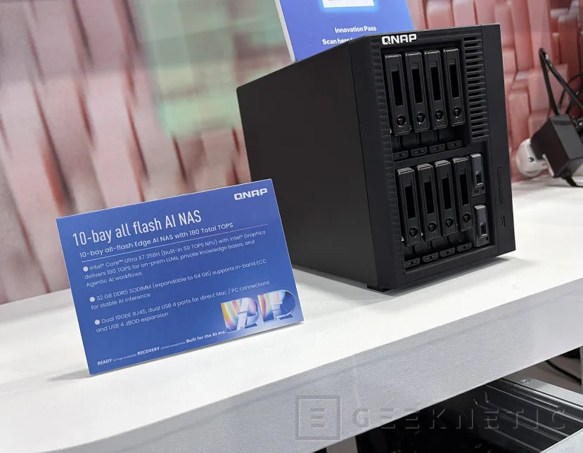 Geeknetic QNAP nos presenta uno de sus prototipos de nueva generación de NAS con IA 1