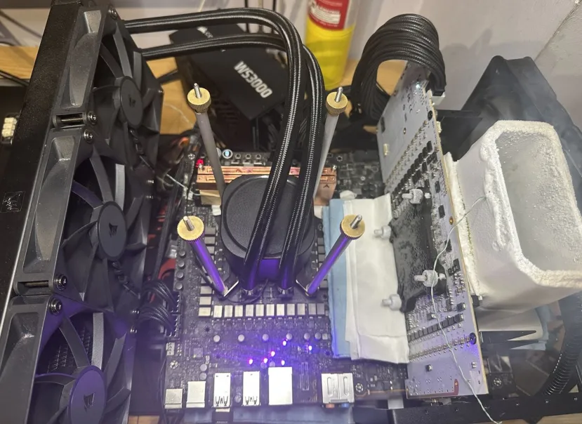 Geeknetic La RTX 5090D de NVIDIA se convierte en la primera GPU Blackwell en superar los 4 GHz 1