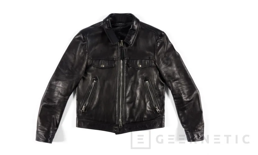 Geeknetic La mítica chaqueta de cuero de Jensen Huang, CEO de NVIDIA, se ha subastado por casi un millón de dólares 2