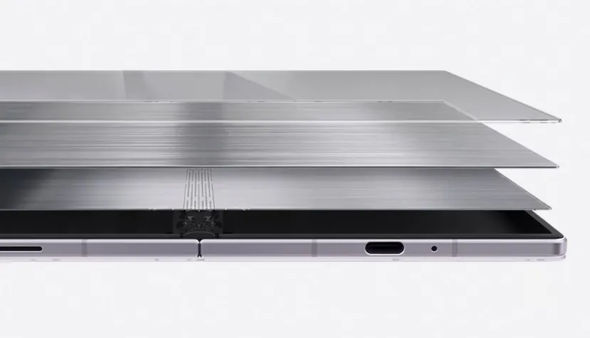 Geeknetic Aparecen filtradas nuevas imágenes del Samsung Galaxy Z Fold8 dejando ver su tecnología Flex Titanium 3