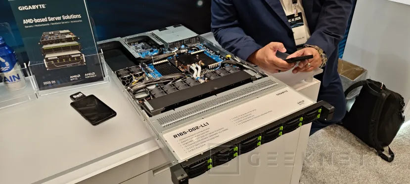 Geeknetic Gigabyte presenta sus primeros servidores con AMD EPYC 9006, hasta 40.000 núcleos por rack y PCIe 6.0 1