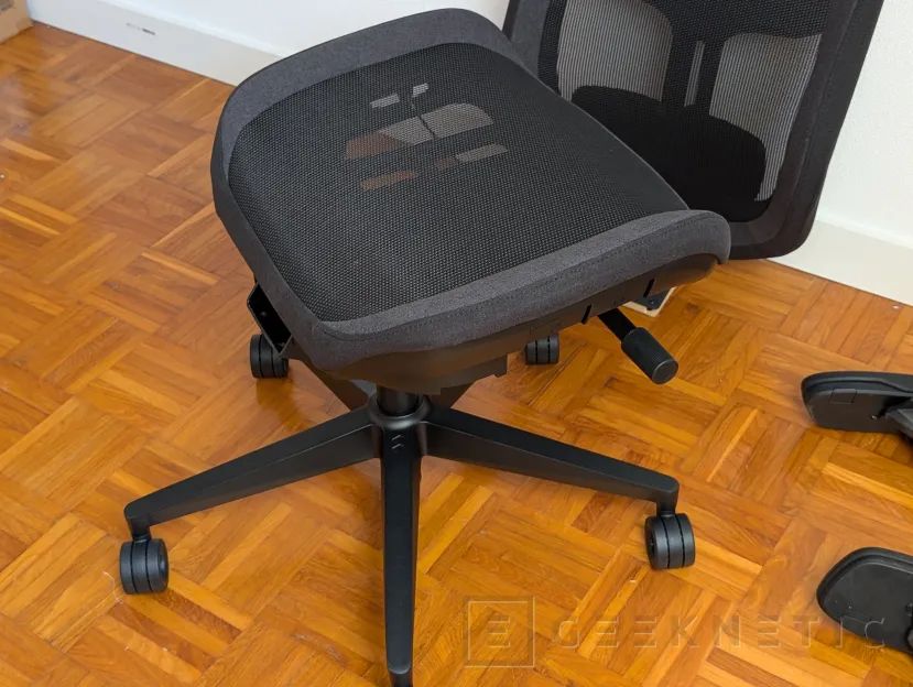 Geeknetic Fractal Design Refine 2 Mesh Review: una de las mejores sillas premium ahora es todavía más cómoda 3