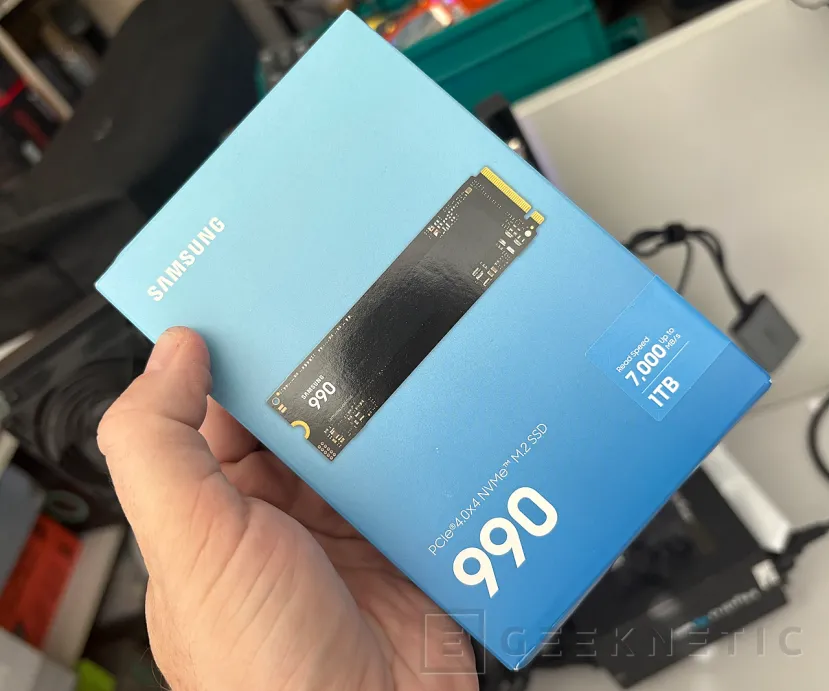 Geeknetic Samsung SSD 990 Review: PCIe 4.0 con más rendimiento y más eficiencia que el 990 EVO 1