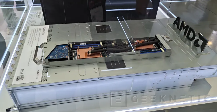 Geeknetic Las soluciones de GIGABYTE basadas en AMD llevan la refrigeración de servidores al límite de la IA 6