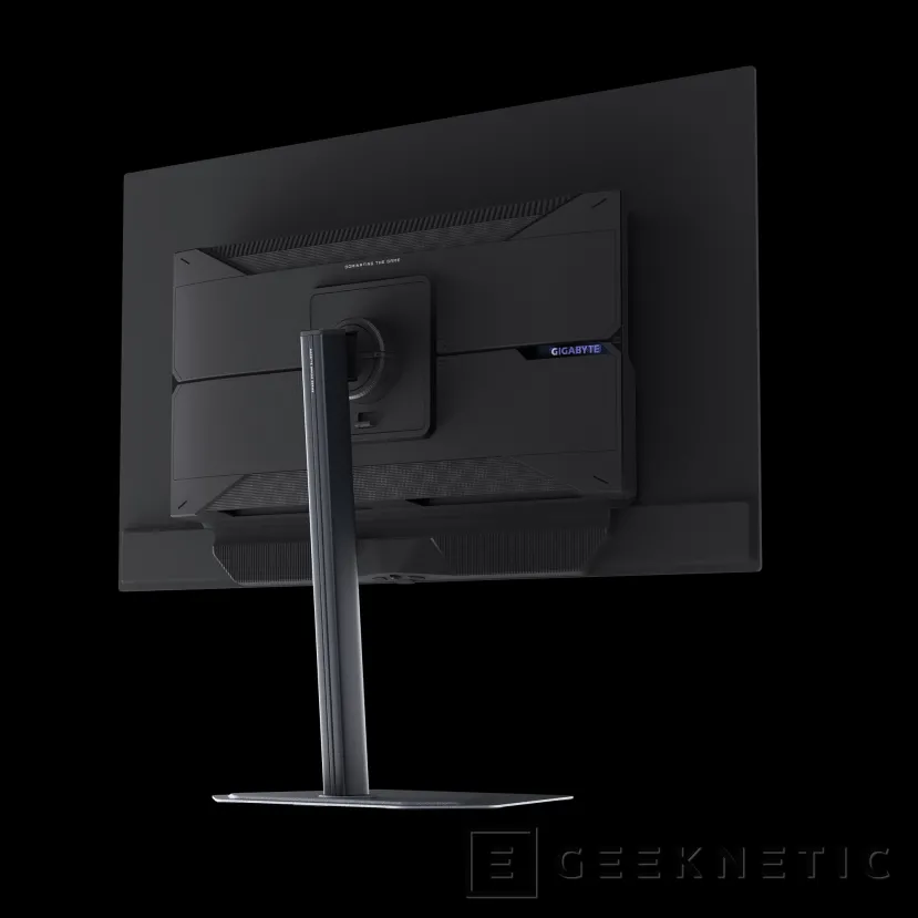 Geeknetic Ya está disponible por 782 € el monitor GIGABYTE MO32U24 para gaming con panel QD-OLED 4K de 32 pulgadas y 240 Hz 3