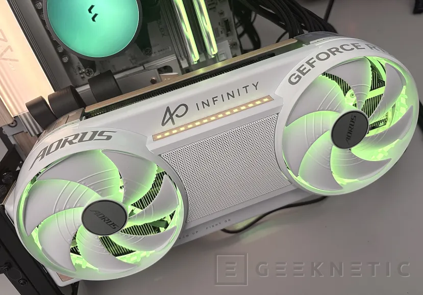 Geeknetic Gigabyte AORUS GeForce RTX 5080 INFINITY WOOD 16G Review: la RTX 5080 más elegante es, a la vez, la más potente de la marca 67