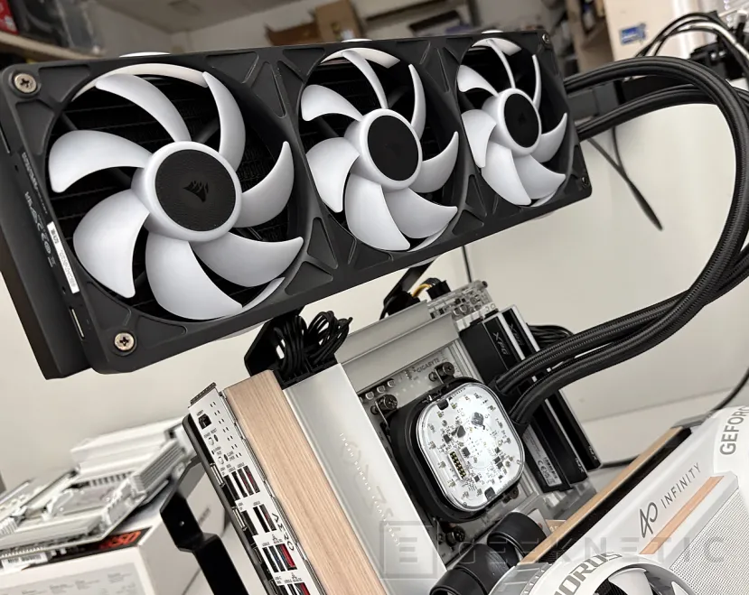 Geeknetic CORSAIR iCUE LINK TITAN II 360 RX RGB Review, la nueva generación TITAN se apoya en iCUE LINK y mejora el rendimiento 16