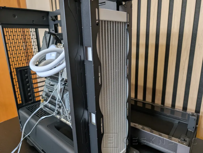 Geeknetic Fractal Design Define One Review: la caja pensada para quienes prefieren el silencio y la elegancia antes que las luces 19