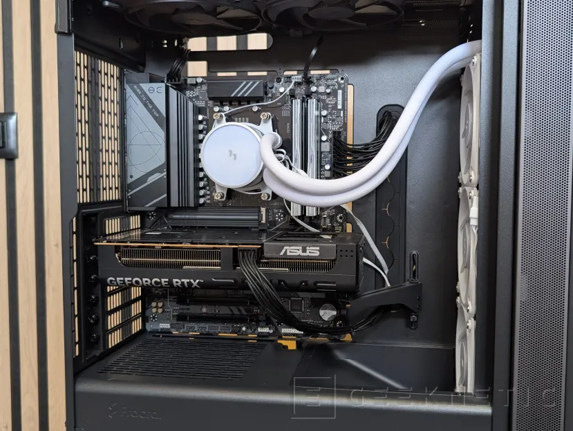 Geeknetic Fractal Design Define One Review: la caja pensada para quienes prefieren el silencio y la elegancia antes que las luces 25