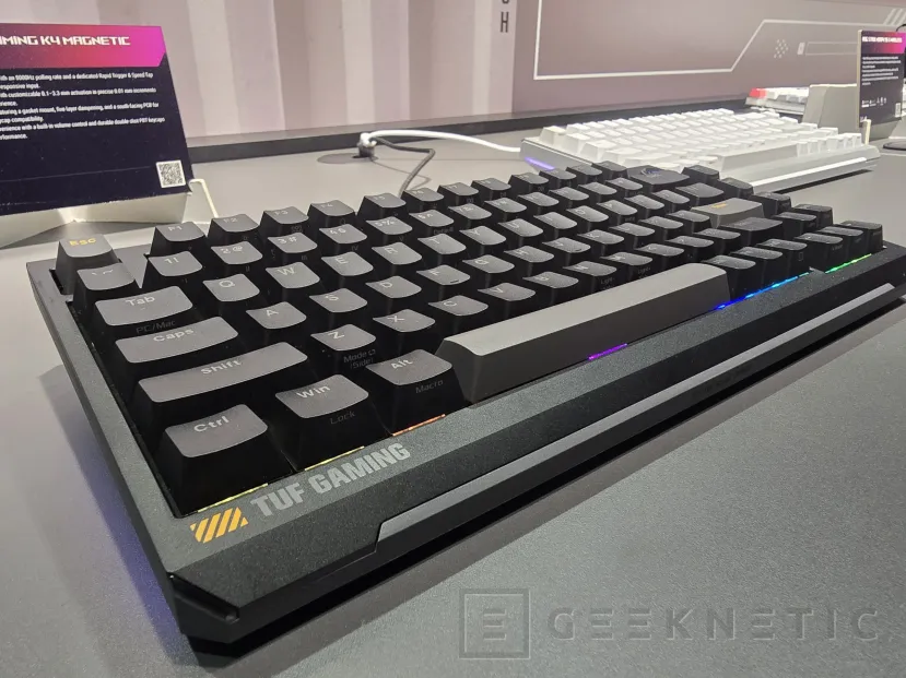 Geeknetic ASUS presenta el TUF GAMING K4 MAGNETIC, un teclado gaming con 8.000 Hz y distancia de actuación ajustable 2