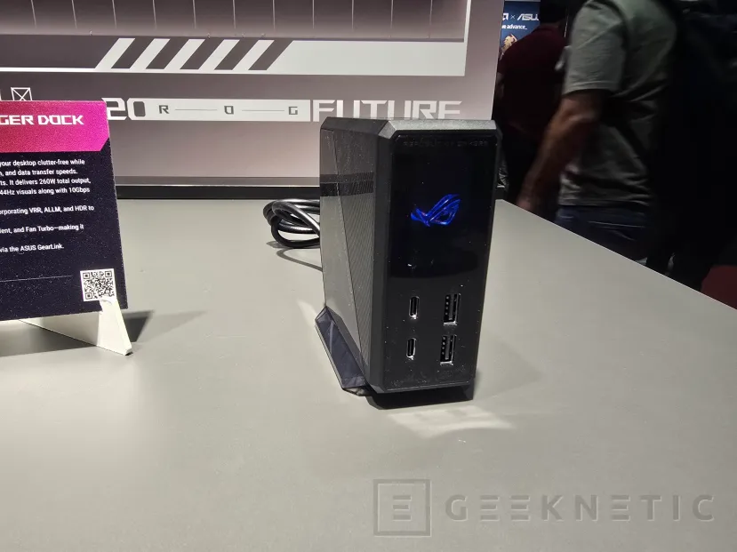 Geeknetic ASUS ROG presenta el Bulwark Dock DG310 para la Xbox Ally con HDMI 2.1, 4K a 144 Hz y 8K a 30 Hz 5