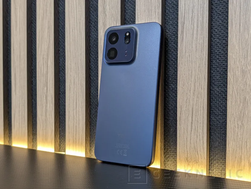 Geeknetic TCL P80 Ultra Review: una pantalla espectacular y una construcción premium, con un procesador que no está a la altura 2