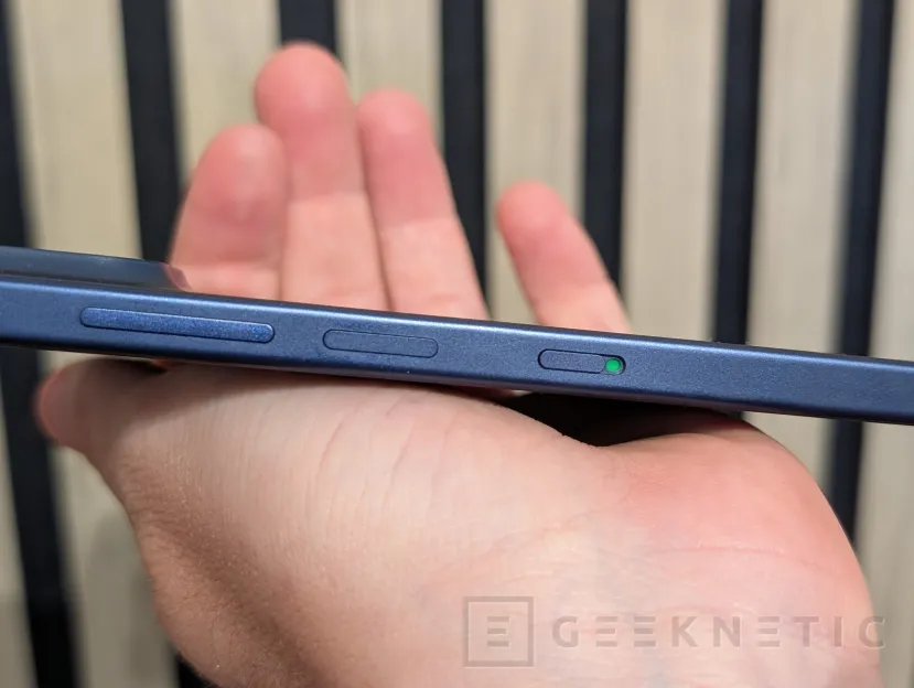Geeknetic TCL P80 Ultra Review: una pantalla espectacular y una construcción premium, con un procesador que no está a la altura 4