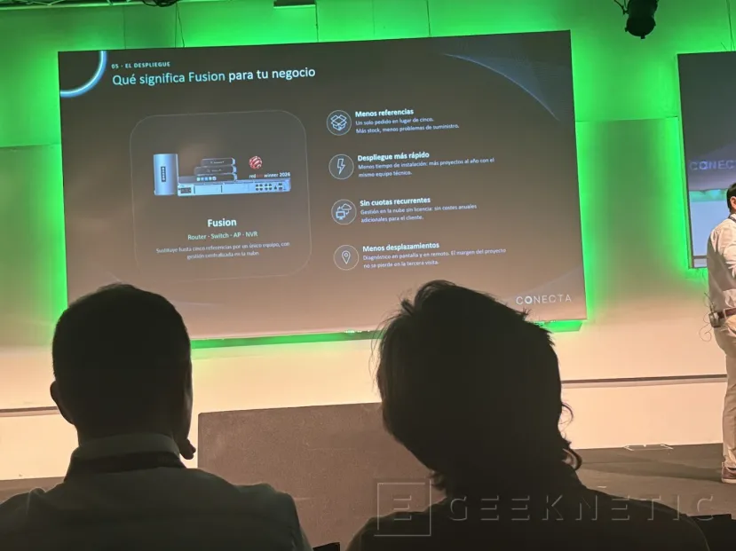 Geeknetic Omada presenta sus nuevas soluciones Fusion para pequeñas y medianas empresas, routers para gestión centralizada con funcionalidad completamente integ 2